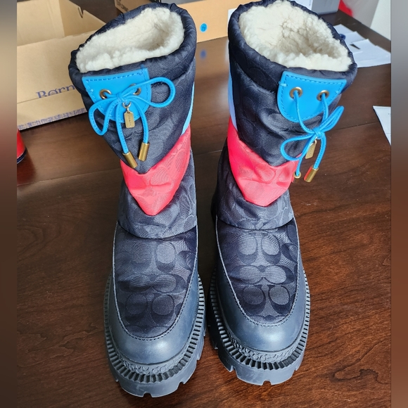 Coach Classic Signature Boots